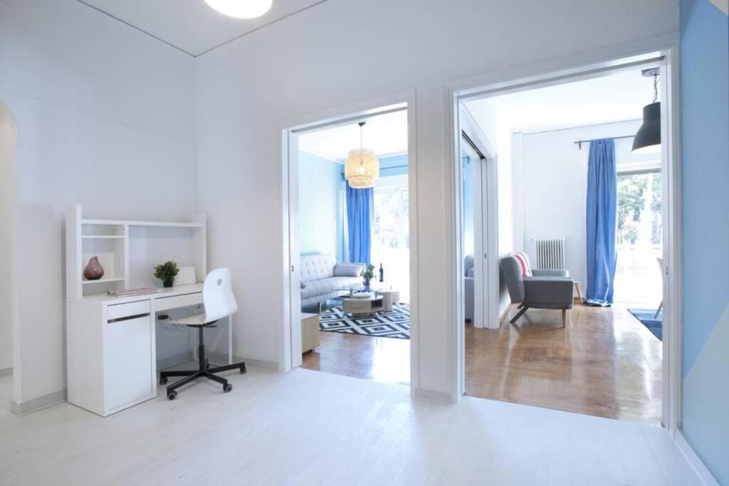 Palaio Faliro, A Bright And Spacious Apartment Athènes Extérieur photo